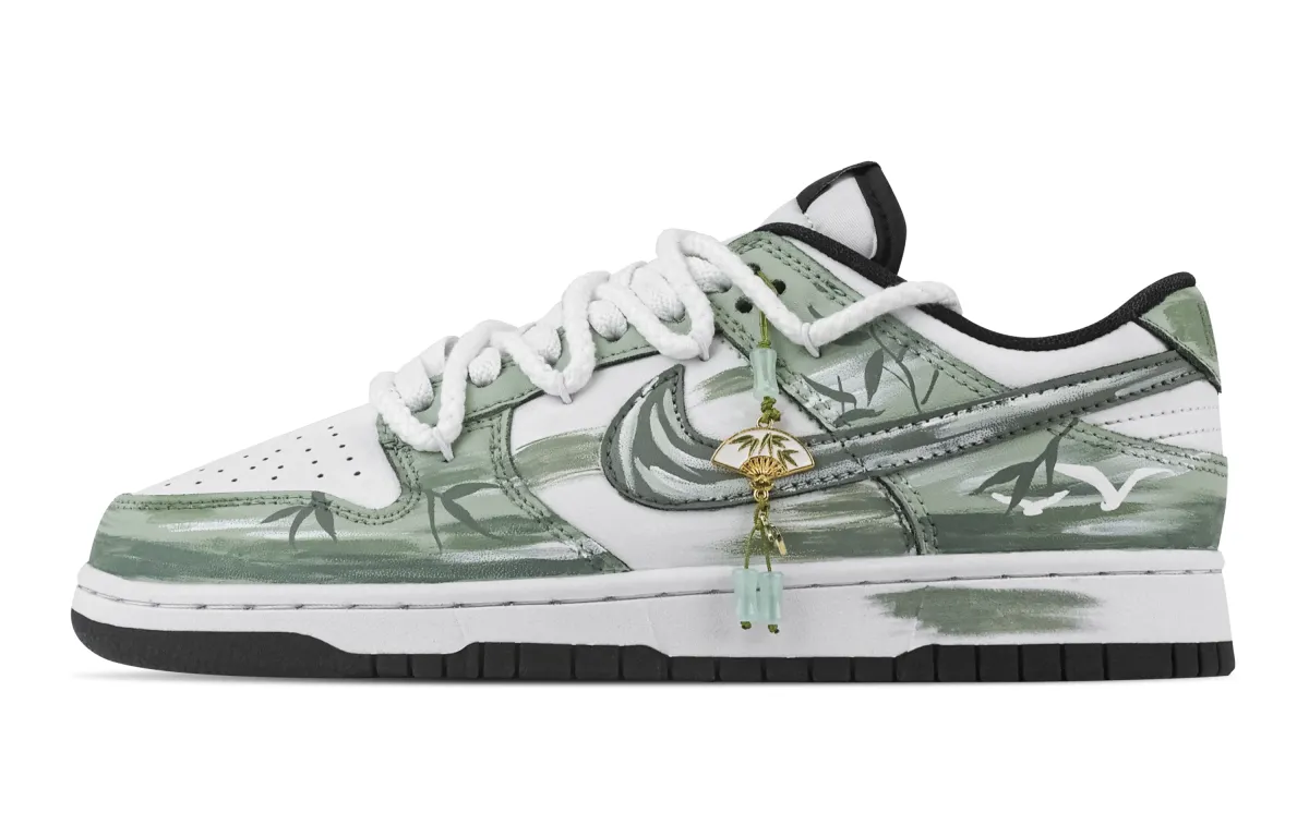 Nike Dunk Zhu Feng Slip Resistant Abrasion Resistant Low top Skateboard Shoes Unisex
