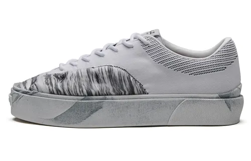 EQLZ EQUALIZER Fault GhostKnit Slip Resistant Abrasion Resistant Low top Skateboard Shoes Unisex Spotted White