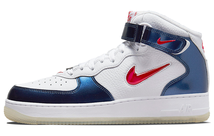 Мужские кроссовки Nike Air Force 1 QS "IUniversity Red and Midnight Navy" (бело-сине-красные)