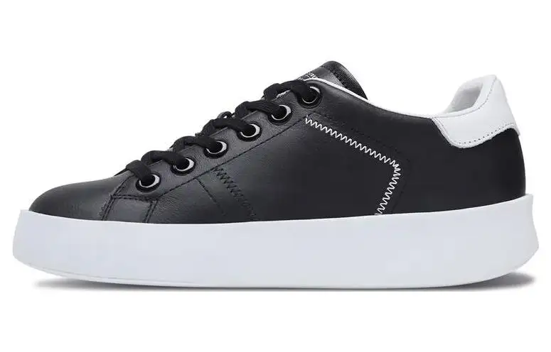 Skechers Traffic Cow Split Leather Low top Skateboard Shoes Women's Black White