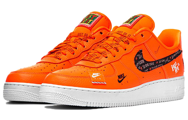 Кроссовки Nike Air Force 1 07 PRM Just Do It (оранжевые) — Белый / чёрный / оранжевый — фото 3