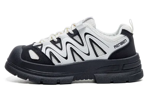 RENBEN Cushioning Abrasion Resistant Slip Resistant Low top Skateboard Shoes Women's Beige Black