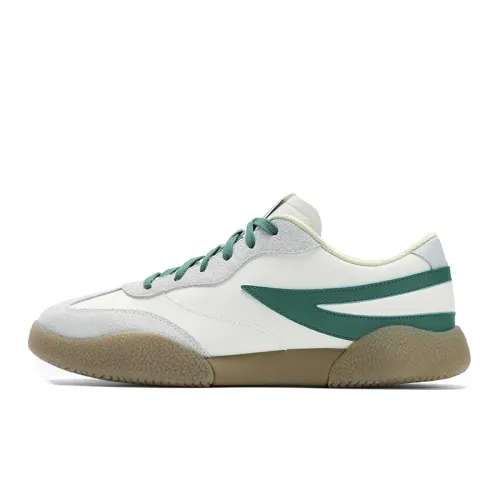 FILA Cushioning, Wear Resistant Low top Skateboard Shoes Men's White Silver