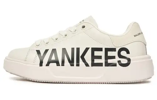 MLB Chunky Classic P NY Synthetic Leather Slip Resistant Abrasion Resistant Low top Skateboard Shoes Unisex White Black