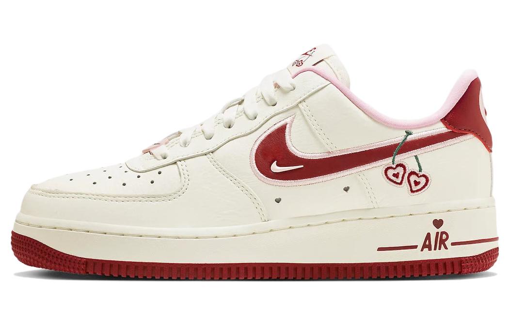 Женские кроссовки Nike Air Force 1 07 LX "Valentine’s Day" (бело-розовые)