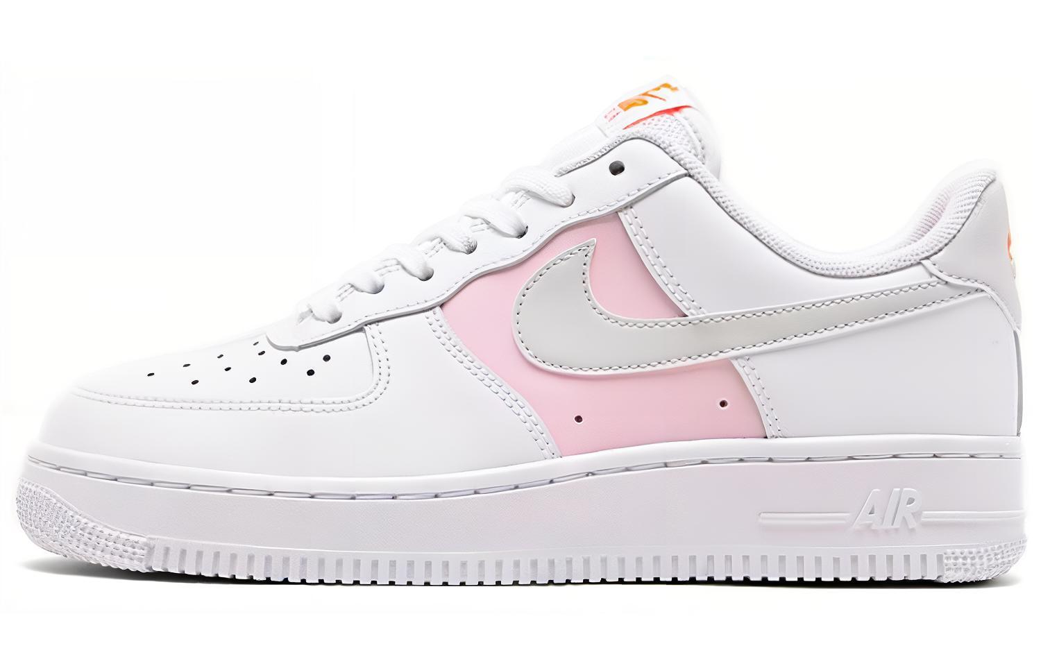 Женские кроссовки Nike Air Force 1 07 SE Premium Casual (бело-розовые) — Белыйрозовый — фото 1