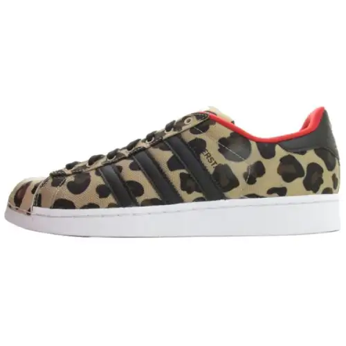 Adidas Originals SUPERSTAR Low top Skateboard Shoes Unisex Brown