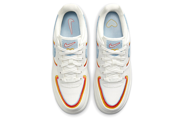 Женские кеды Nike Air Force 1 (бело-сине-красный) — Белый / синий / оранжевый / красный — фото 4