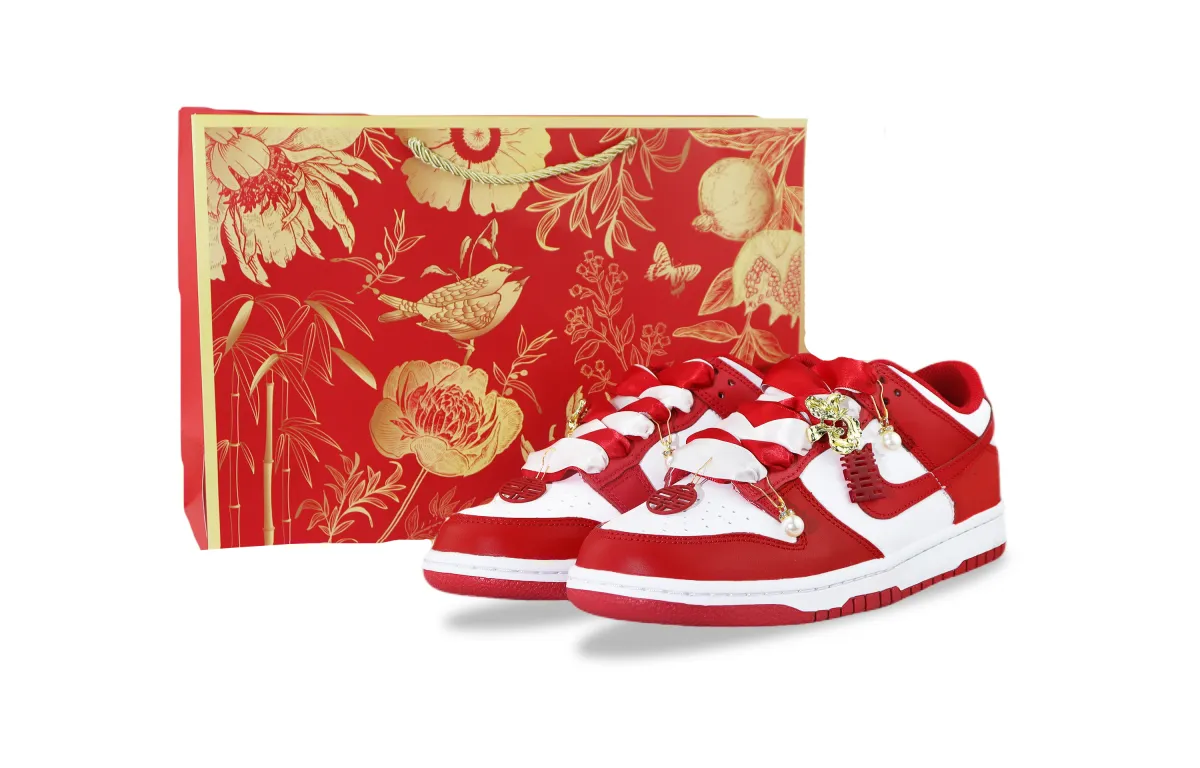 Nike Dunk Abrasion Resistant Low top Skateboard Shoes Unisex Red