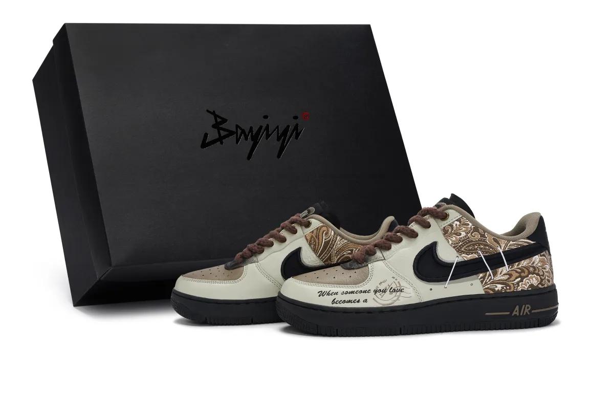 Nike Air Force 1 Slip Resistant Abrasion Resistant Slip Resistant Abrasion Resistant Low top Skateboard Shoes Women's