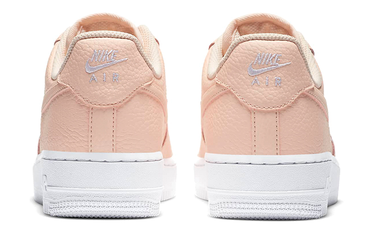 Женские кроссовки Nike Air Force 1 '07 Essential (светло-розовые) — Розовый — фото 5