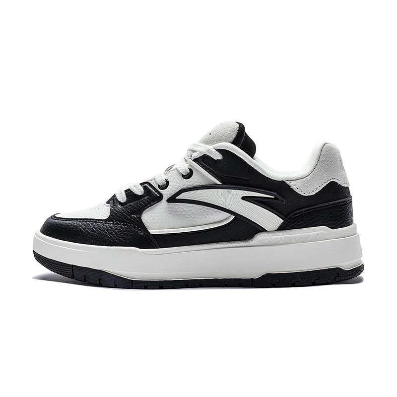 CHAOJIANTA Life Collection Slip Resistant Abrasion Resistant Low top Skateboard Shoes Women's White Black