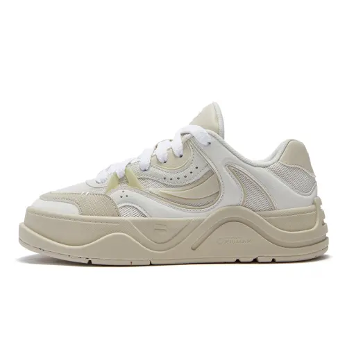 FILA FUSION 50 50 Coverage Abrasion Resistant Low top Skateboard Shoes Women's White Jade Gray/Oat