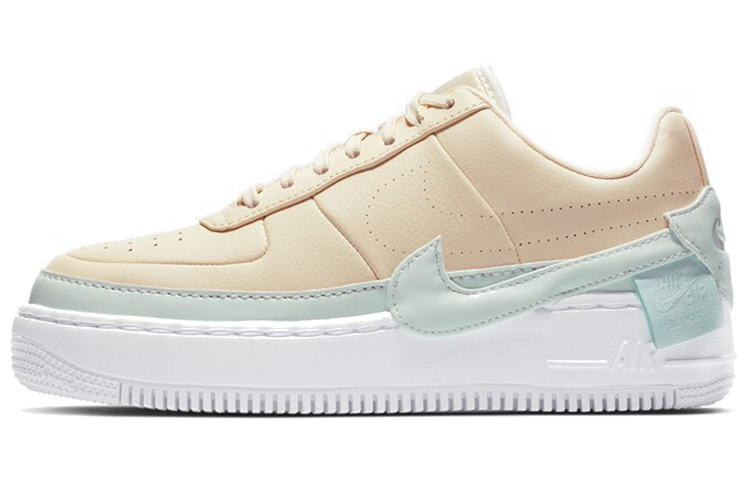 Женские кроссовки Nike Air Force 1 (бежевый) — Белый — фото 1