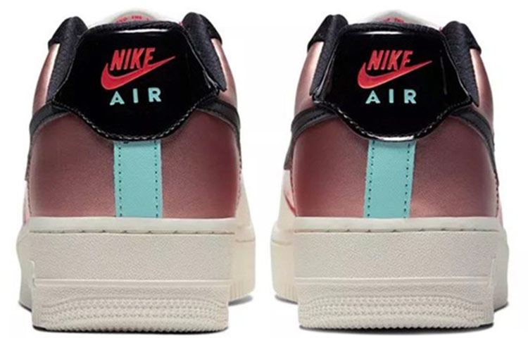 Женские кеды Nike Air Force 1 (красно-белые) — Красный / белый — фото 4