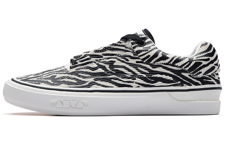 Anta Ao Li Abrasion Resistant Low top Skateboard Shoes Women's Black White