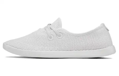 Allbirds Tree Skippers Slip Resistant Low top Skateboard Shoes Women's Chalk White
