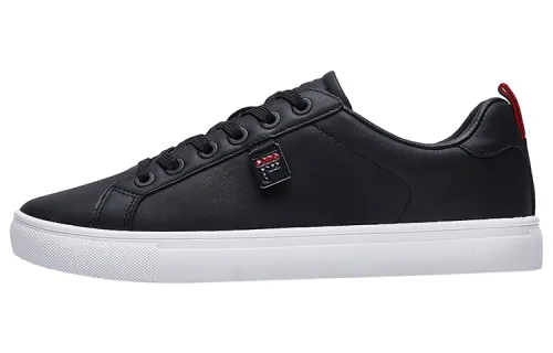 FILA Slip Resistant Cushioning, Wear Resistant Low top Skateboard Shoes Women's Black
