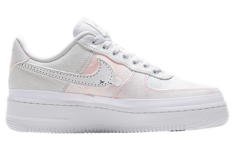 Женские кроссовки Nike Air Force 1 07 LX (белые) — фото 2