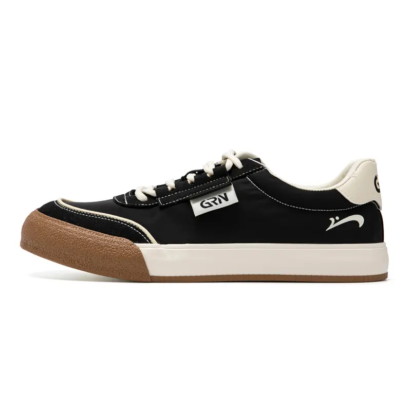 K bird Low top Skateboard Shoes Men's Black Beige