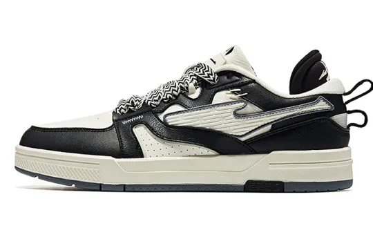 Erke Starlight Slip Resistant, Abrasion Resistant, Lightweight Low top Skateboard Shoes Men's Black White