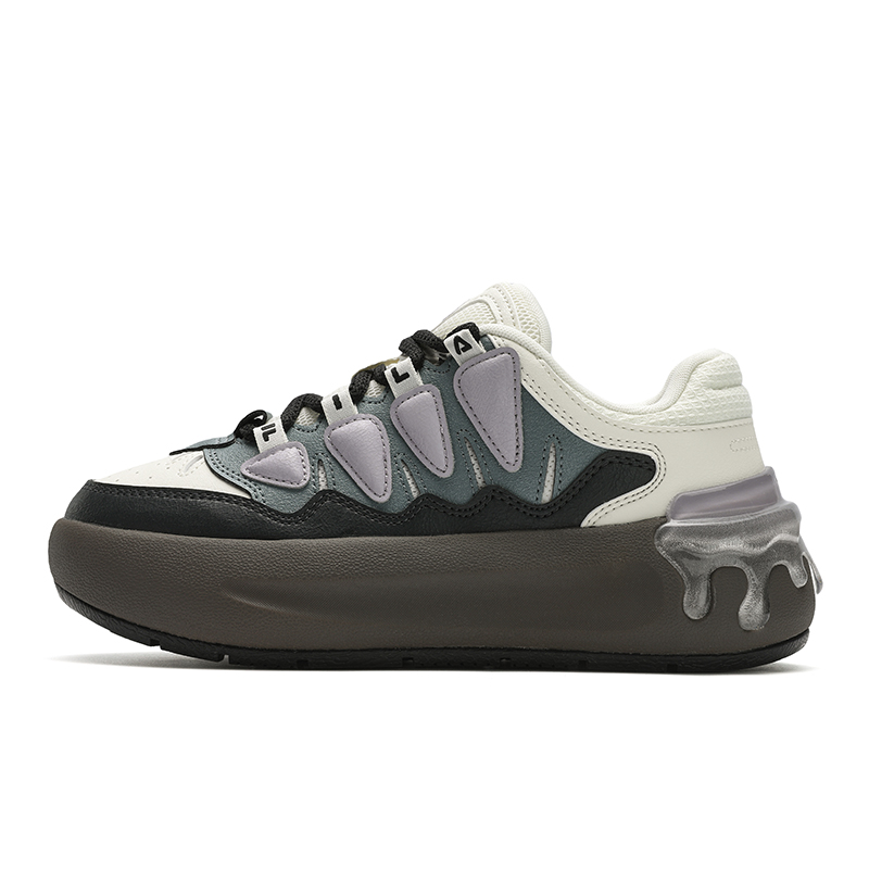 FILA CARROT 2 Lightweight Height Increasing Cushioning Abrasion Resistant Low top Skateboard Shoes Women's White Black