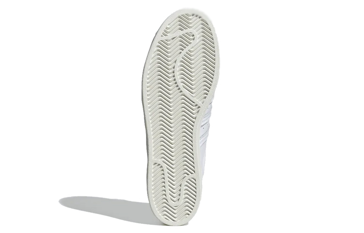 Женские кеды adidas Originals Superstar FR (белый) — фото 5