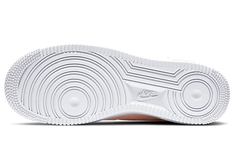 Женские кроссовки Nike Air Force 1 '07 Essential (светло-розовые) — Розовый — фото 6