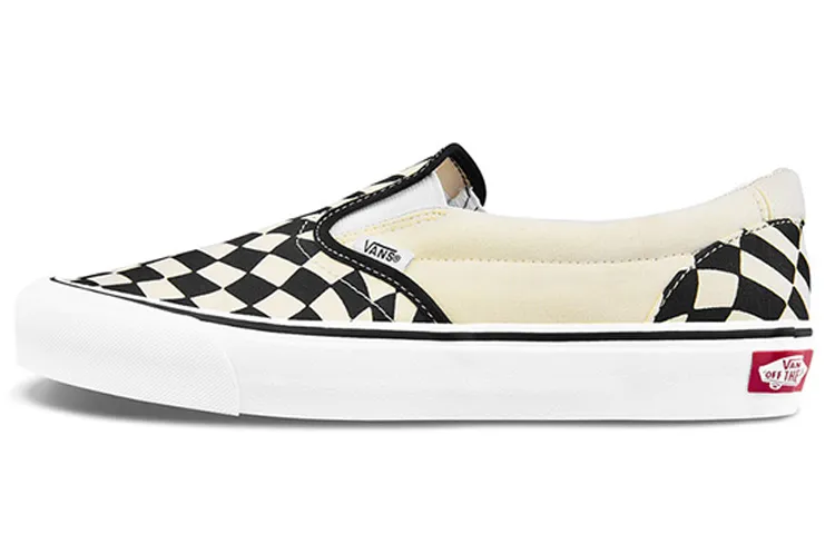 Slip-On Classic Vans Twist 'Warp Checker'
