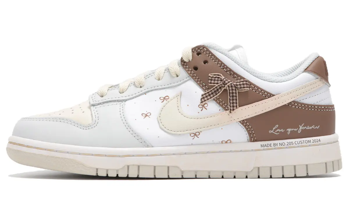 Nike Dunk Abrasion Resistant Abrasion Resistant Low top Skateboard Shoes Unisex Beige Brown