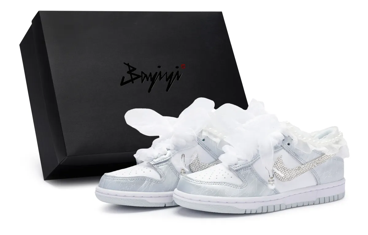 Nike Dunk 811 Manufacturing, Love Of A Lifetime, Special Shoe Box Low top Skateboard Shoes Women's White Silver GS