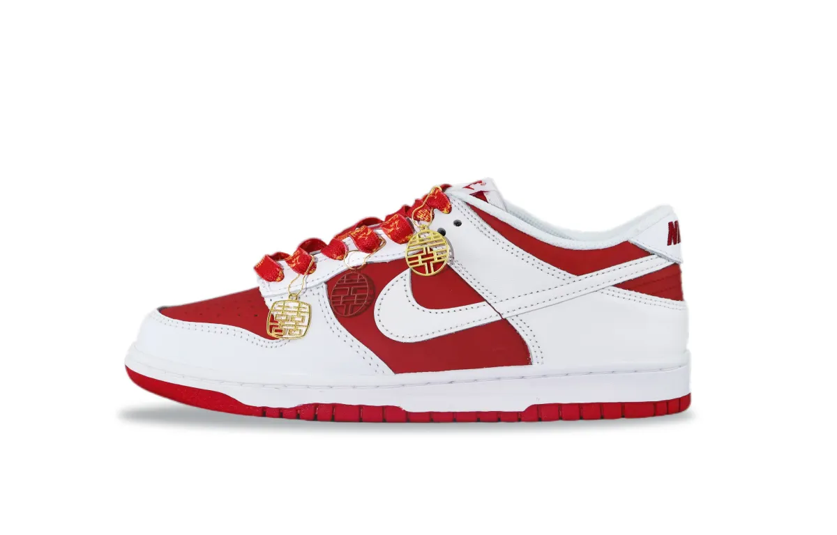 Nike Dunk Abrasion Resistant Low top Skateboard Shoes Unisex Red White