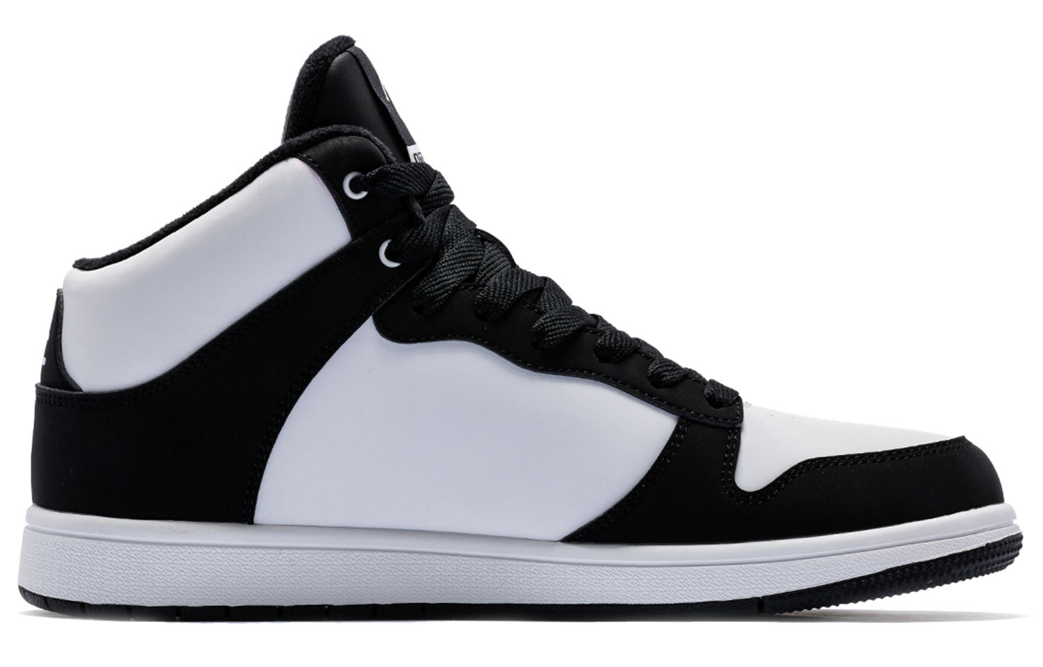QIAODAN Urban Lifestyle High top Skateboard Shoes Men's White Black