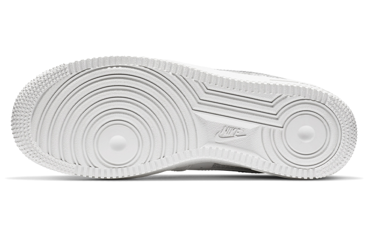 Женские кроссовки Nike Air Force 1 07 se 3m (серо-белые) — Серый / белый — фото 6