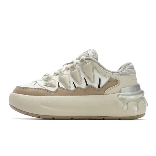 FILA CARROT 2 Carrot Shoes Lightweight Height Increasing Cushioning Abrasion Resistant Low top Skateboard Shoes Women's