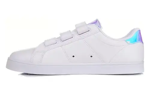 FILA Unisex Sneakers Wear resistant And Lightweight Low top Skateboard Shoes Unisex White