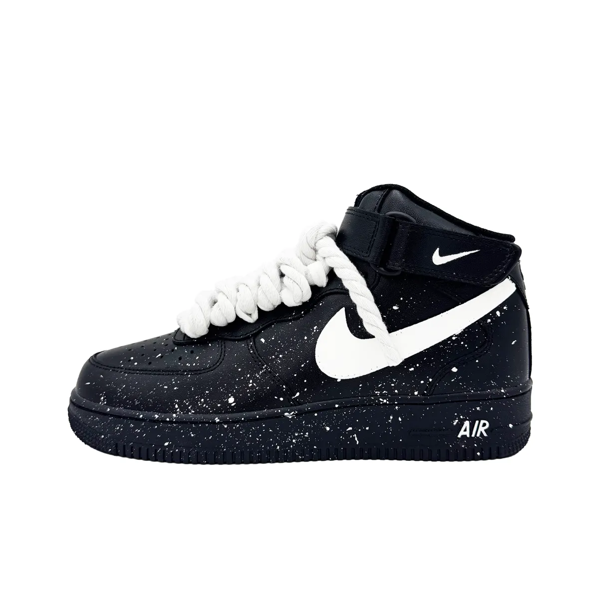 Nike Air Force 1 Slip Resistant Abrasion Resistant Mid top Skateboard Shoes Unisex Black White
