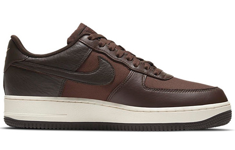 Кроссовки Nike Air Force 1 Gore-Tex (коричневый) — фото 2