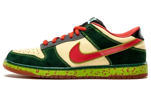 Nike SB Dunk Low Mosquito