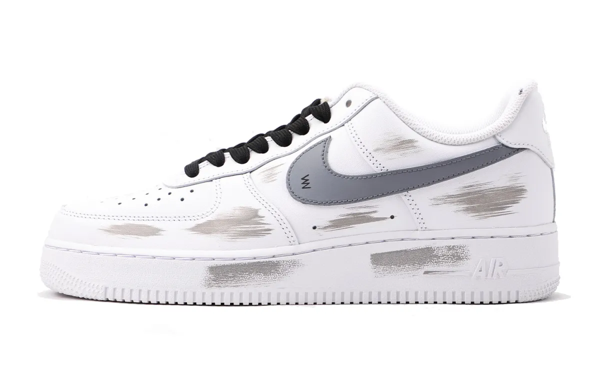 Nike Air Force 1 Coverage Slip Resistant Low top Skateboard Shoes Men's White