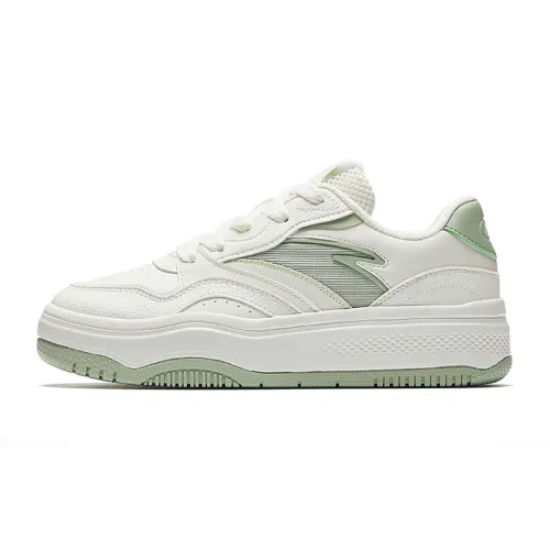 Anta Slip Resistant, Abrasion Resistant, Lightweight, Height Increasing Low top Skateboard Shoes Women's White Green
