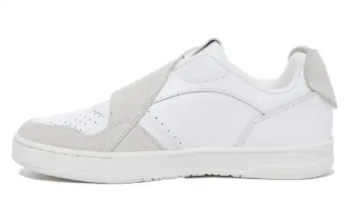 FILA THE MUSEUM VISITOR Slip Resistant Abrasion Resistant Low top Skateboard Shoes Unisex White