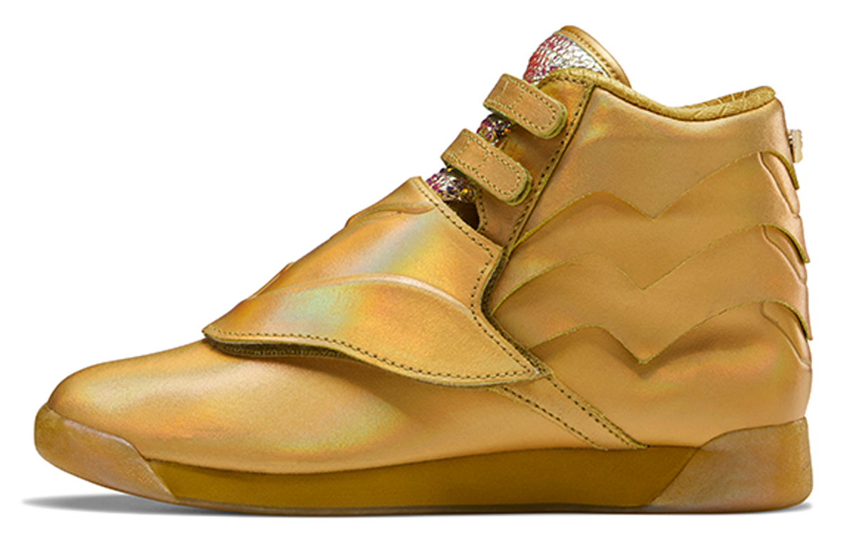 Freestyle Wonder Woman 1984 x Freestyle Wmns Reebok Hi 'Golden Eagle Armor'