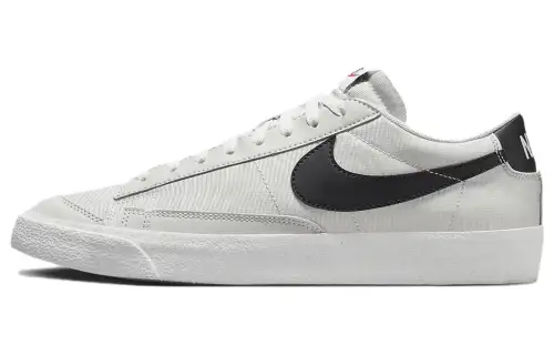 Nike Blazer Low 77 Se 'Light Bone'