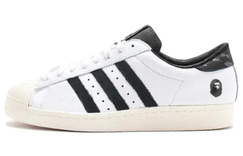 A BATHING APE x Adidas Originals SUPERSTAR Abrasion Resistant Low top Skateboard Shoes Unisex White Black