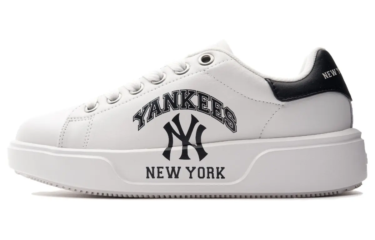 MLB Chunky Classic Varsity New YorkYankees Cushioning Abrasion Resistant Cushioning, Wear Resistant Low top