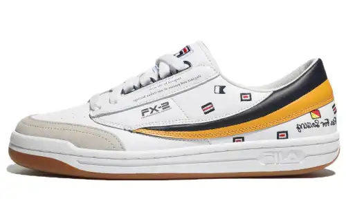 FILA Slip Resistant Cushioning Low top Skateboard Shoes Unisex White Yellow Korean Style