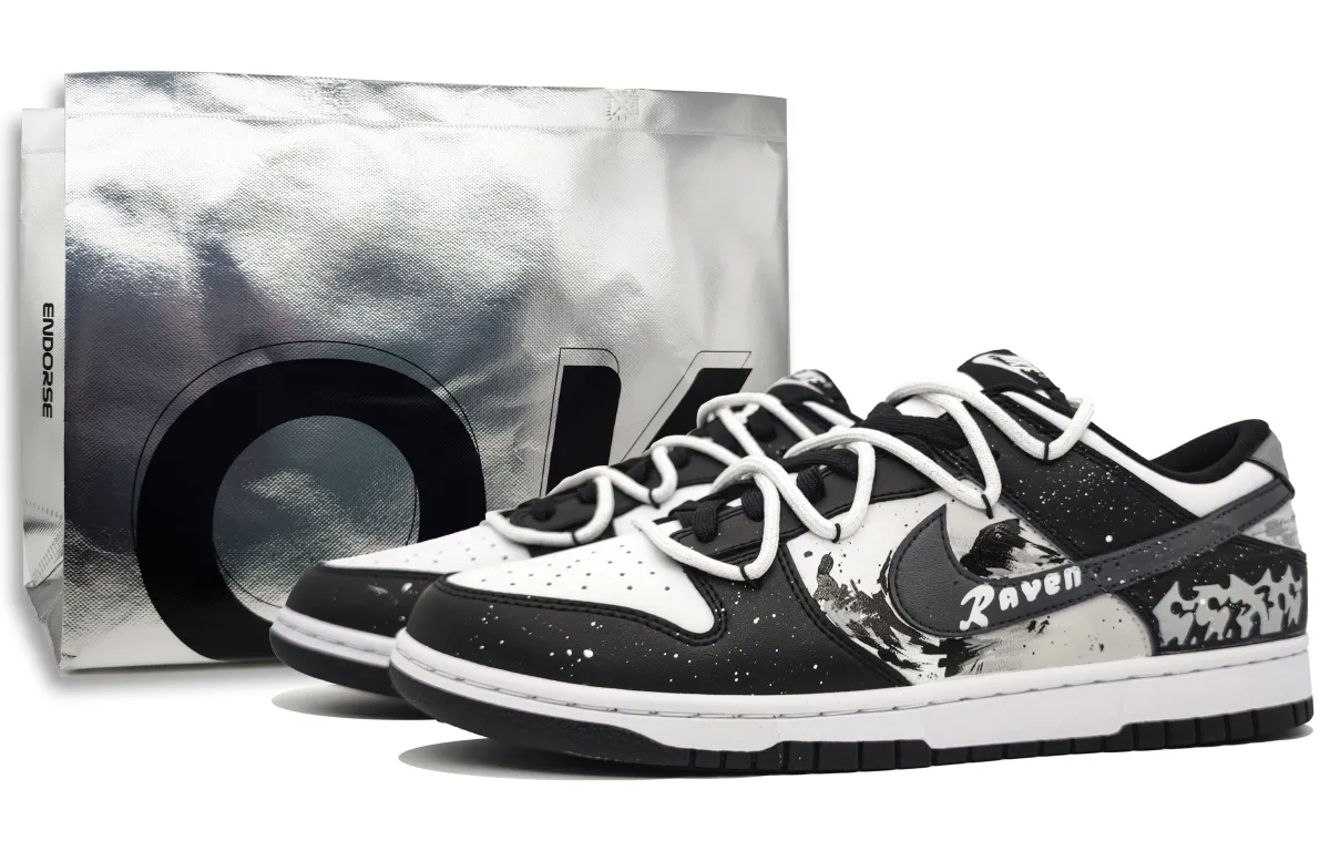Nike Dunk Wear resistant And Lightweight Low top Skateboard Shoes Unisex Silver Gray