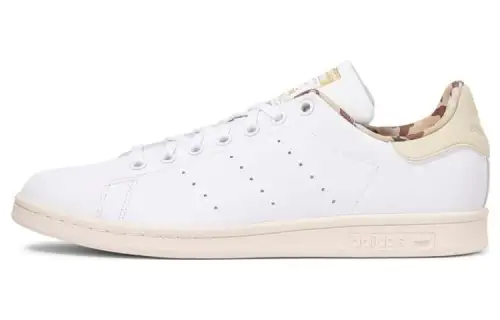 Adidas Originals Stan Smith Wear resistant And Lightweight Low top Skateboard Shoes Bright White