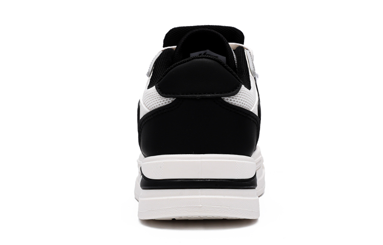 Warrior Synthetic Leather Low top Skateboard Shoes Unisex Black White